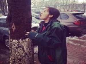 浪够了就回来吧，我还在等你。 我终于打算离开你了