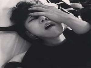 Numb 我不会向任何人俯首称