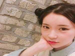 小啊妹呐~ 死心只是一瞬间的事