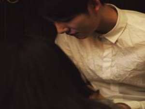 别嫌弃一直陪你的人,