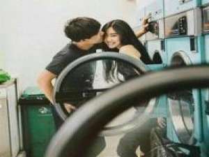 我除了谋生 就是光顾你 It turned