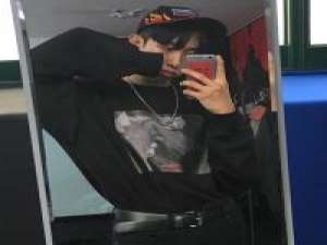 简讯 谁能陪我走过余生大难