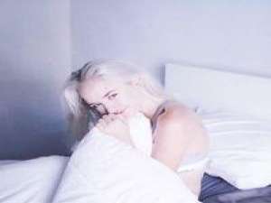 兮兮：白昼渐短 世界变得异常寒冷 你有什么资格说我变了