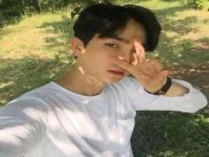 乔曼：我还在原地 菇凉，别舍弃那个带你