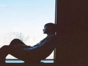 遇。见 女人的爱就像酒，越酿