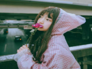 不是所有人都长得缥缈 彼年时光，早已回不到