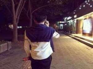 撕 我们是天上的星星，我