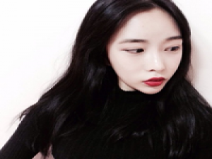 yj 点的是烟，抽的却是寂