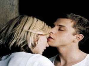 none 任何东西 只要足以迷