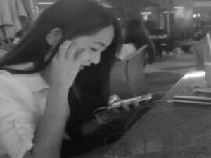 cute 聪明但不自以为是，有