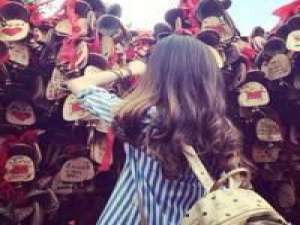 努力了。 你好，新的年!脑袋口