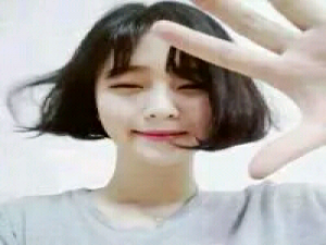 毕竟哈哈哈是我的专属你不知道嘛！ 你好，新的年!让软弱