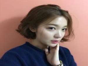 好图 就无需多言 眉尾的句点，凝住了视