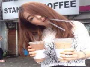 任何情况下，不能让悲