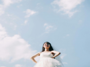 我们终其一生，就是要