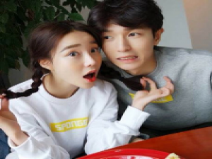 五组情侣 别让生活耗尽了你的野