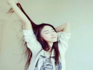苏若柒。 抱怨没用 抱我 相爱