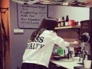 有时候嫉妒真的是因为太羡慕 说一起和你喝酒是假的