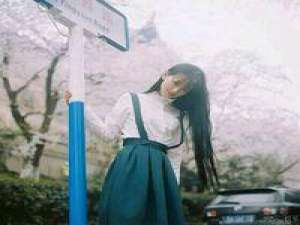 子沐：所有人都不懂你的清澈。 别在该努力的年纪选择