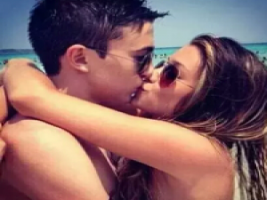 暗恋我的人就一定要告诉我 姐不是钢铁侠，姐也会