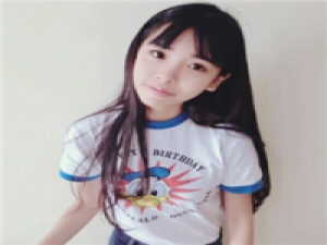 我一直在在这里 等风也等你 我的心情蒸发成云再下