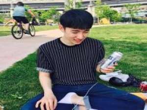 为了认识你 就算是在演的是独角戏