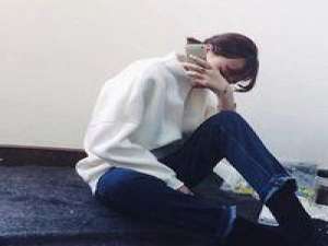 人和水一样，只会越来