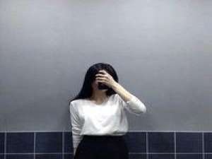 Lin. 遇见你我花光了所有的