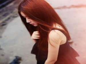 长发飘飘却不及腰 自己喜欢的东西就应该