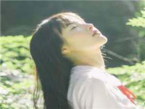 我很容易生气但我真的很好哄. 我是天使，回不去天堂