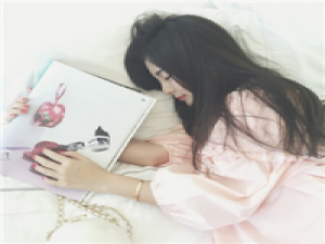 不要信任太多。不要爱