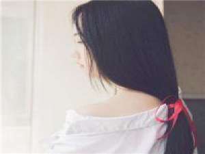 顾你：讲故事的人是故事里的人 不在乎別人說什麽，只