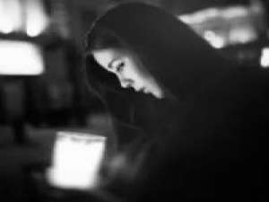 众口难调 慢慢地习惯了一个人的