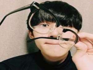 不及你眼 爱情有千千万万种，不