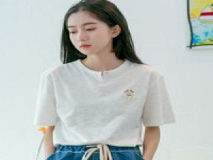 虔诚信徒 你至少要给我一个衬托