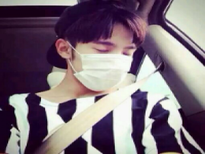 雷同我抄你(??????)?? 如果下雪不打伞，我们