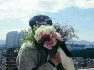 只是莪喜欢. 若给我感情，我只要一