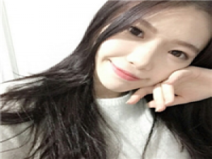 美女--。 我拒绝了所有人的青睐