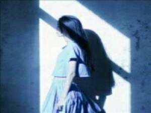 柠初 怎么习惯失去你的未来