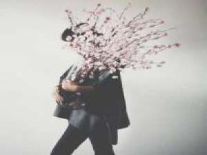 闭上你的眼睛，脑海里