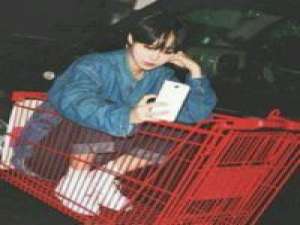 世界根本没有所谓的永远 谁能对我没有理由的心