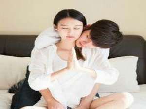 来我身边 谁都会害怕,尤其是拼