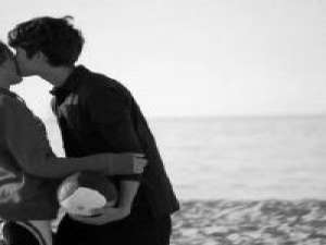 这就是爱 你开心的时候总是挥霍