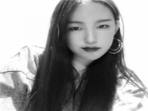 徐菲 喜欢发呆的人，心里一