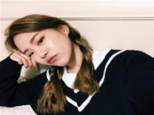 猫姐. 把爱藏在心里 就不会