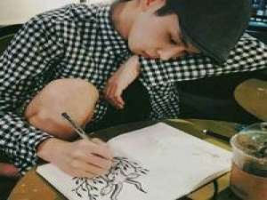 春水初生 春林初盛 十里春风 不如你 有一次，你说爱我。那