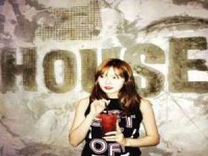 后面的挺好看的... 本以为念念不忘的东西