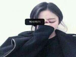 少女 偶尔回头是为了更好的