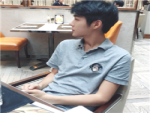 安筱. 贱人永远都会觉得自己