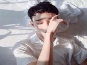 安静的做个美男子 世界上最好的感觉就是